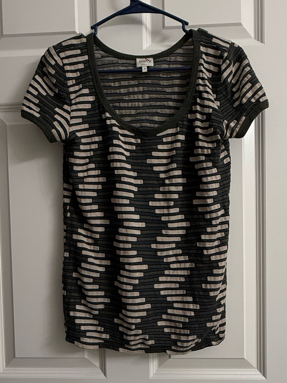 Armani Collezioni short-sleeve scoop-neck top sz 8